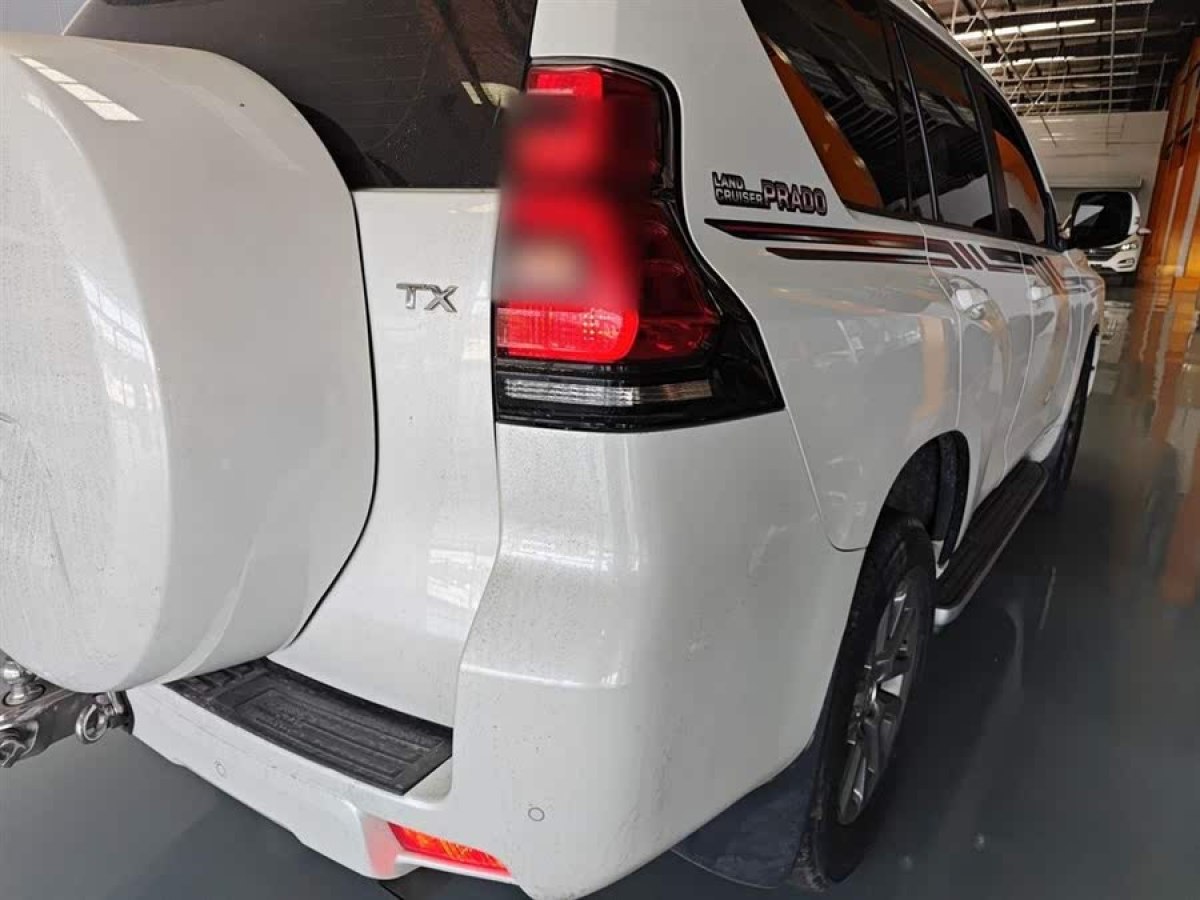 豐田 普拉多  2018款 3.5L 自動(dòng)TX-L后掛備胎圖片
