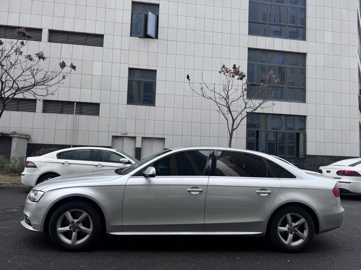 奧迪 奧迪A4L  2013款 35 TFSI 自動舒適型圖片