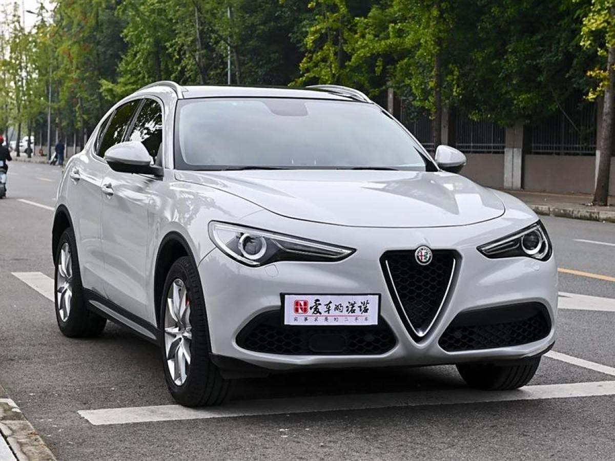 2019年7月阿爾法·羅密歐 Stelvio  2017款 2.0T 200HP 豪華版