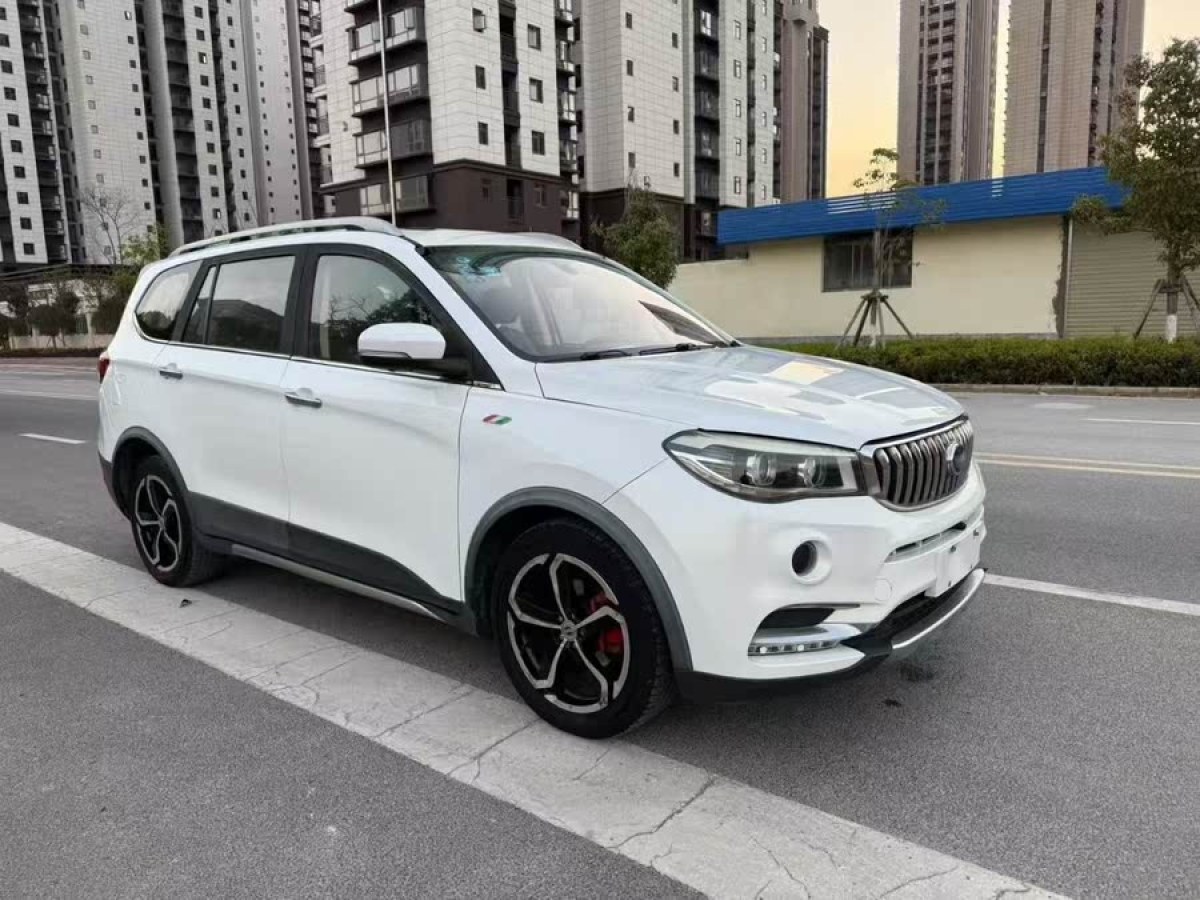 SWM斯威 X7  2016款 1.5T 手動豪華型 7座圖片