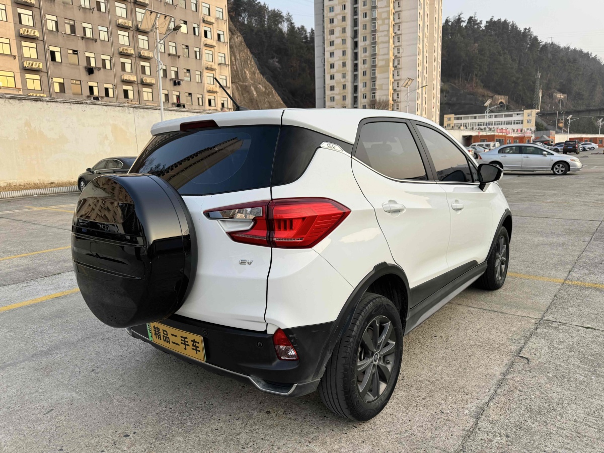 比亞迪 元新能源  2019款 EV535 智聯(lián)領(lǐng)創(chuàng)型圖片