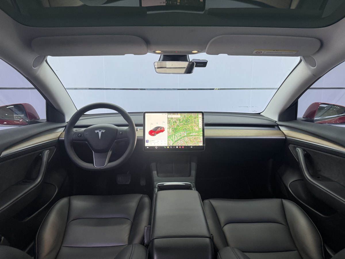 特斯拉 Model 3  2019款 標(biāo)準(zhǔn)續(xù)航后驅(qū)升級版圖片