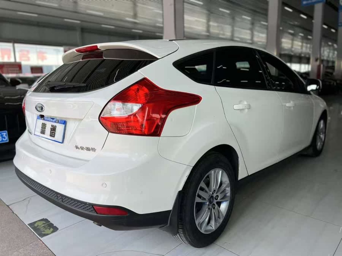 福特 福克斯  2012款 兩廂 1.6L 自動舒適型圖片