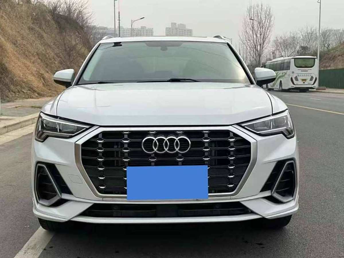 奧迪 奧迪Q3  2019款  35 TFSI 時尚動感型圖片