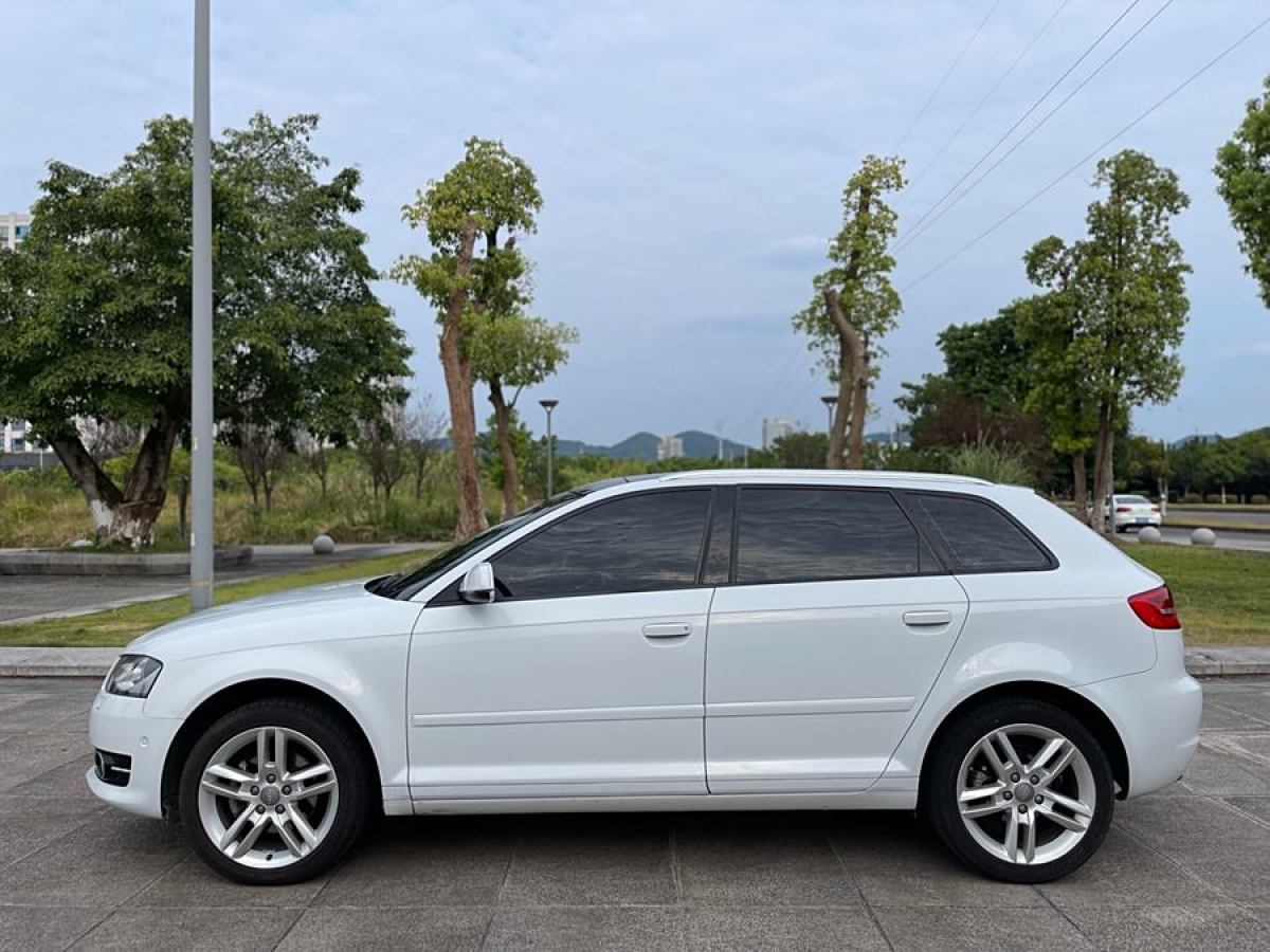 2012年3月奧迪 奧迪A3  2012款 Sportback 1.8T 尊貴型