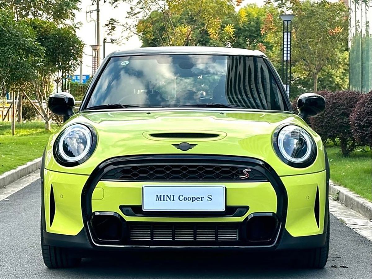 2022年11月MINI MINI  2022款 改款 1.5T COOPER 藝術家