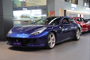 GTC4Lusso 法拉利 3.9T V8