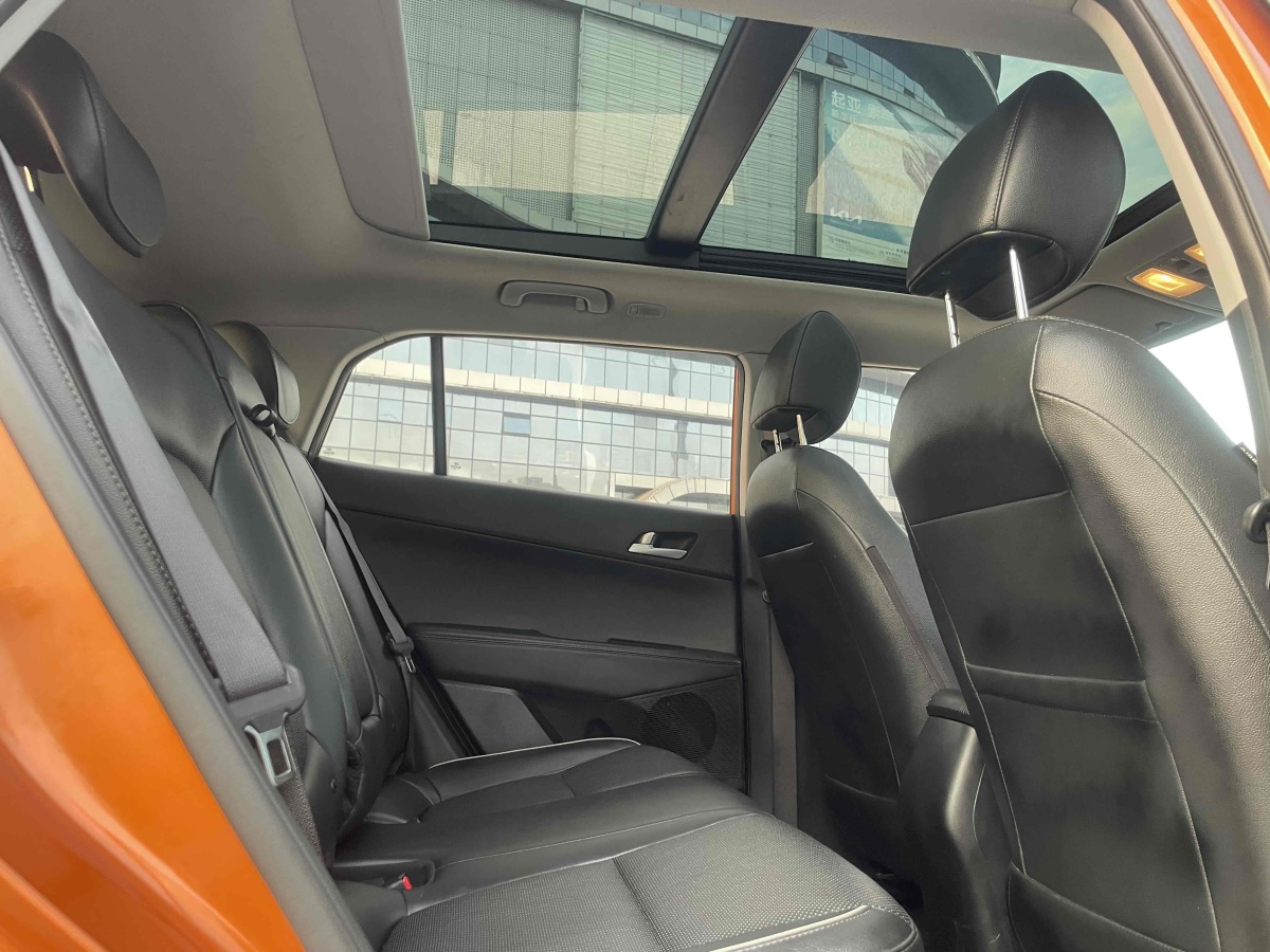 2016年2月現(xiàn)代 ix25  2015款 1.6L 自動兩驅智能型GLS