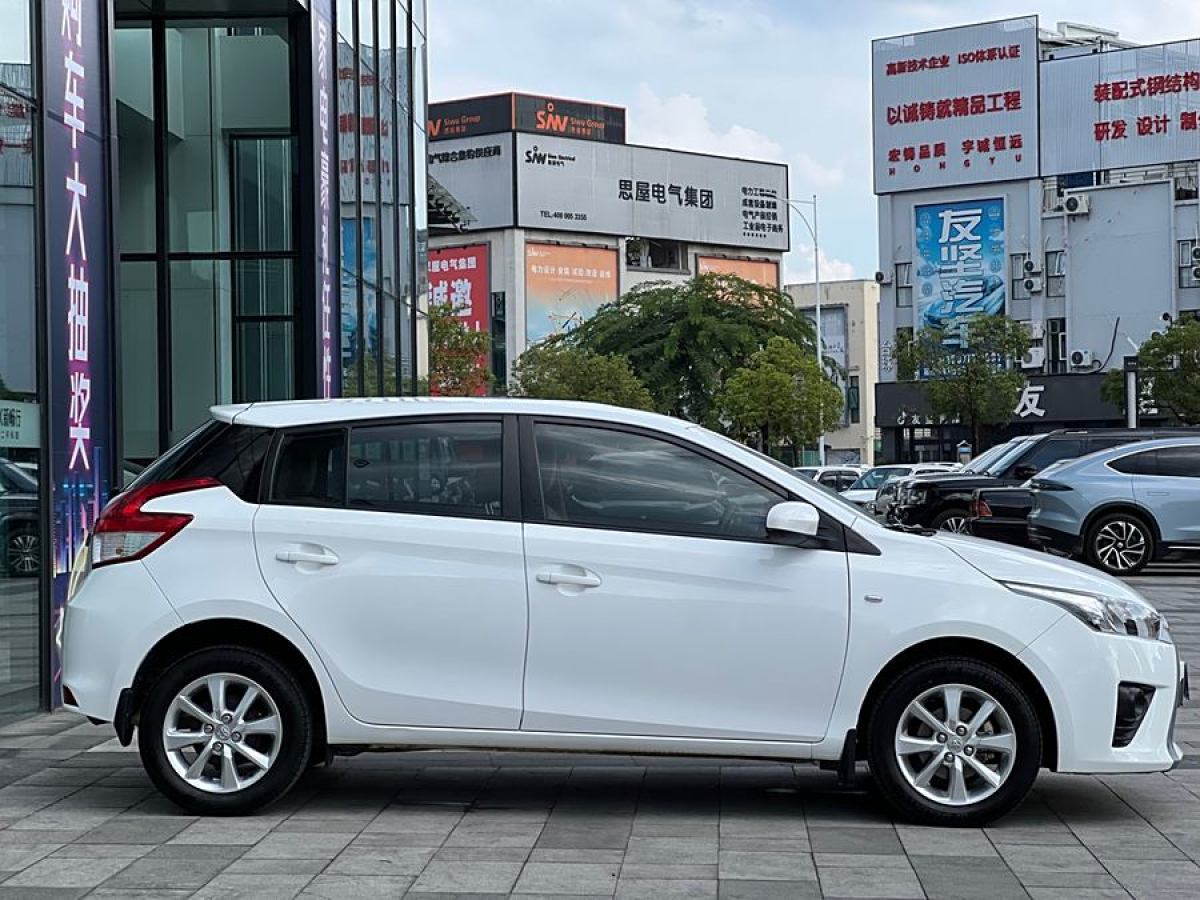 豐田 YARiS L 致炫  2015款 1.5E 自動魅動版圖片