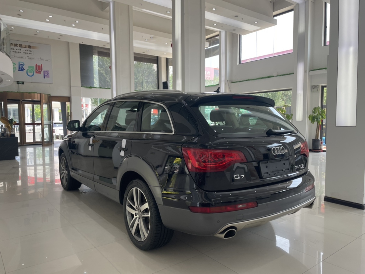 奧迪 奧迪Q7  2014款 35 TFSI 越野型圖片