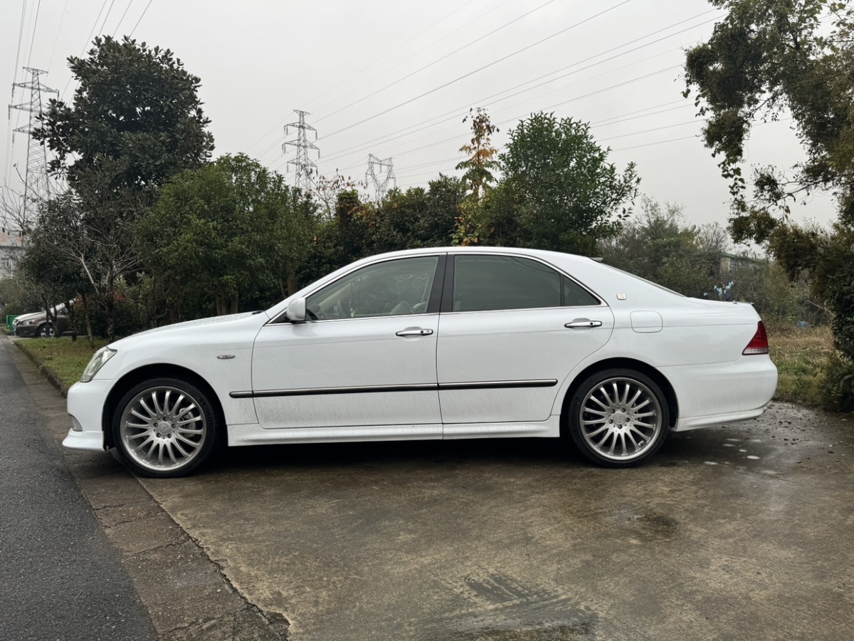 2005年6月豐田 皇冠  2005款 3.0L Royal Saloon G VIP