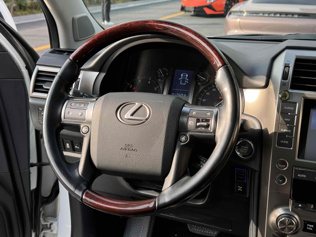 雷克薩斯 LX  2015款 LX570 中東版圖片