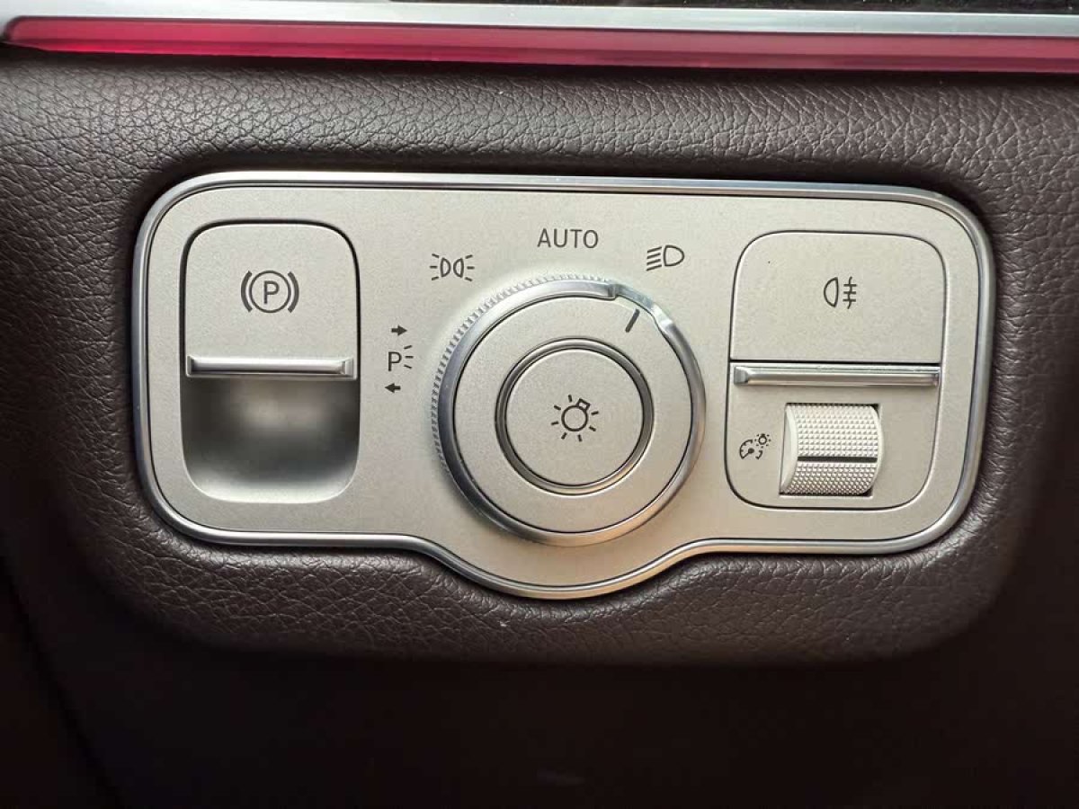 奔馳 奔馳GLE  2024款 改款 GLE 350 4MATIC 時尚型圖片