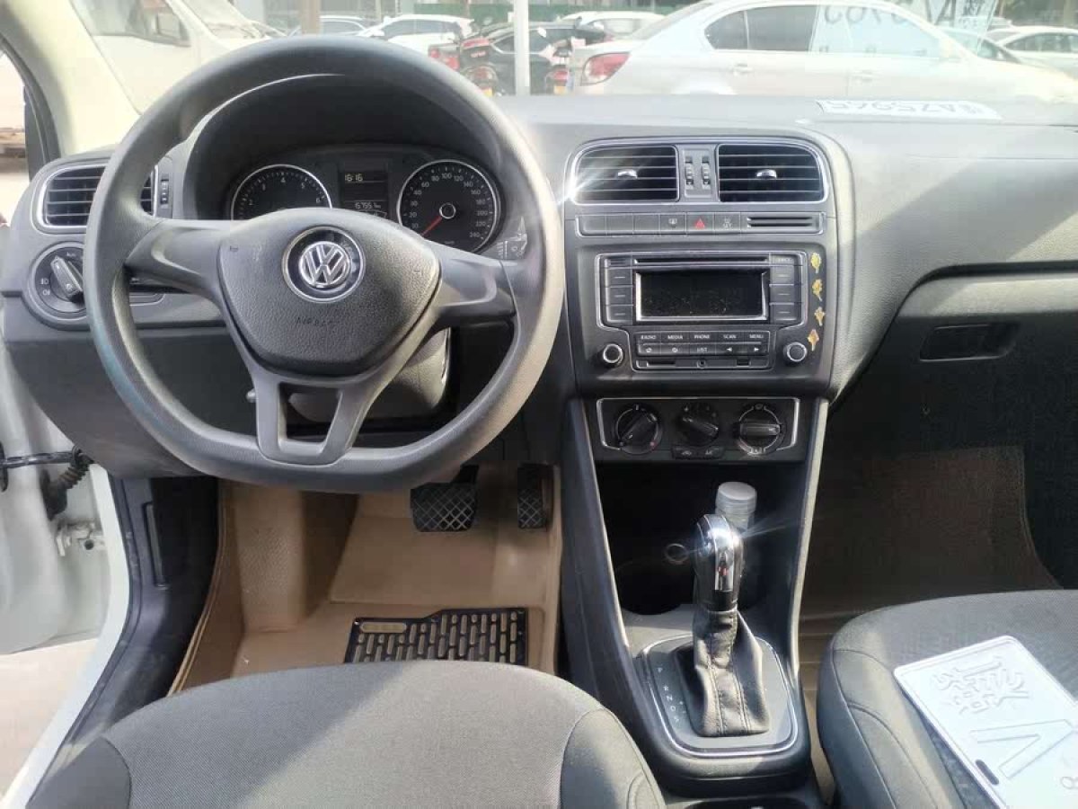大眾 Polo  2014款 1.6L 自動(dòng)舒適版圖片