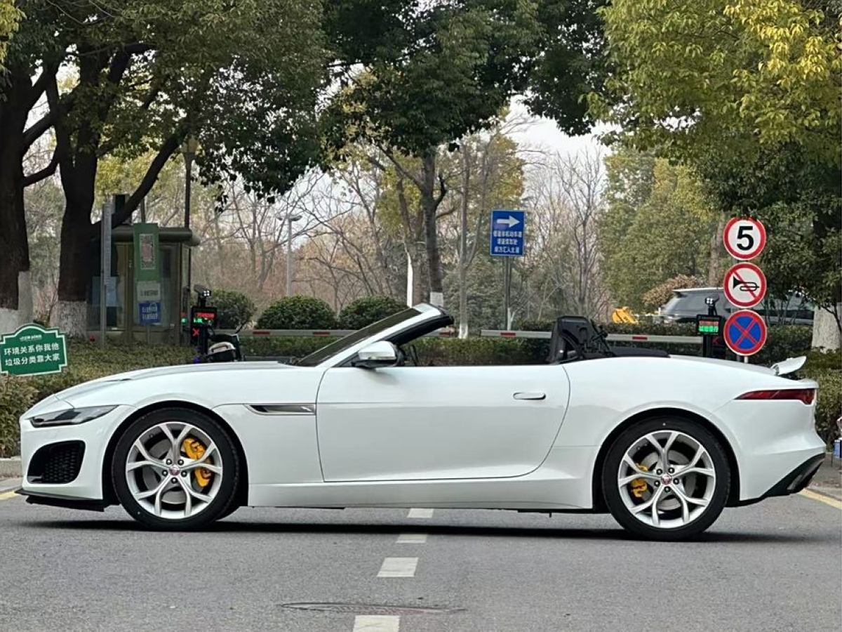 捷豹 F-TYPE  2021款 P300 后驅(qū)敞篷版圖片