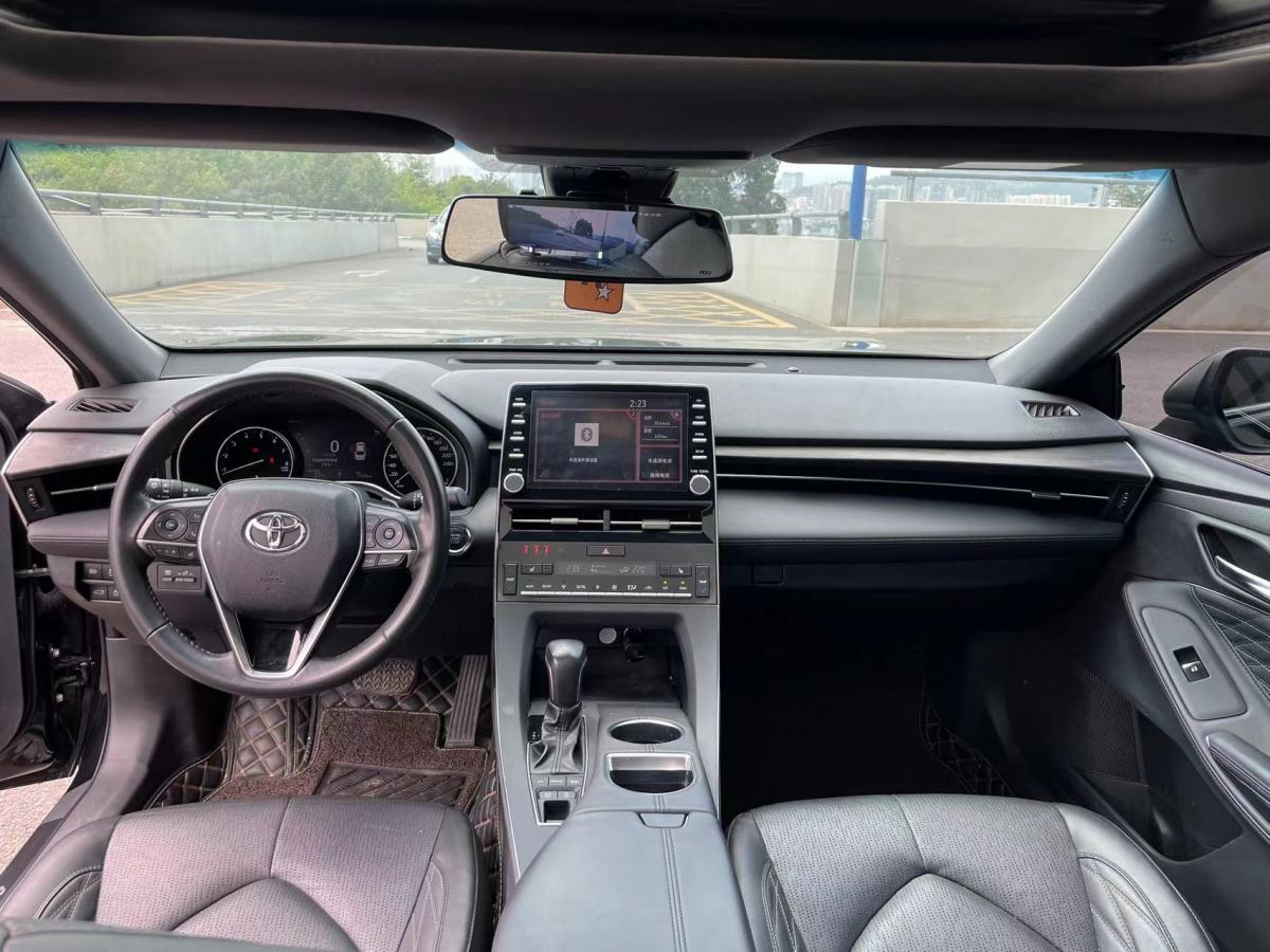 2020年8月丰田 亚洲龙  2019款 2.5L Touring尊贵版 国V