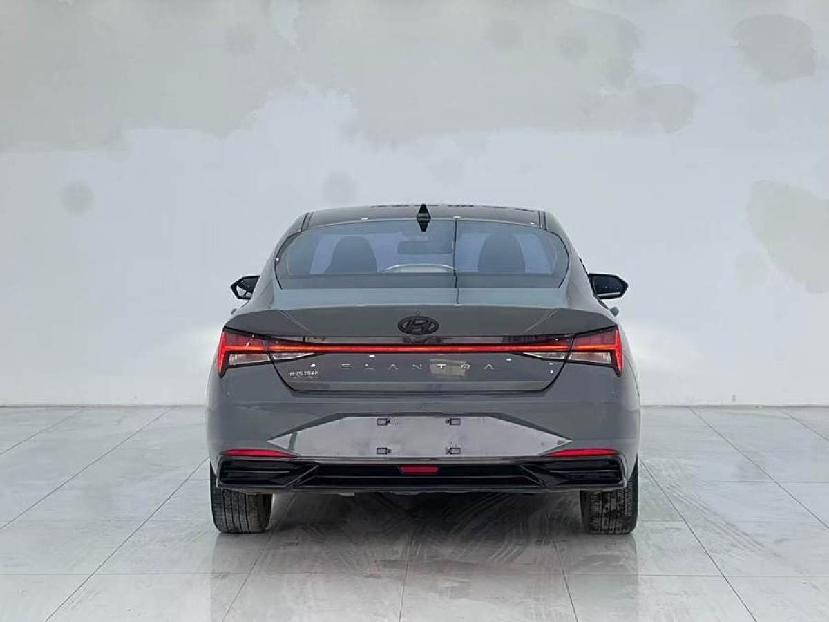 現(xiàn)代 伊蘭特  2021款 1.5L LUX尊貴版圖片