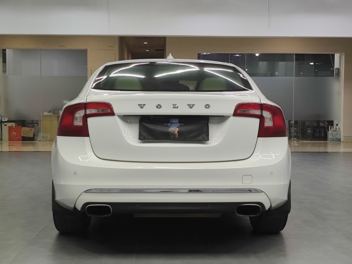 2014年7月沃爾沃 S60  2014款 S60L 2.0T 智遠(yuǎn)版