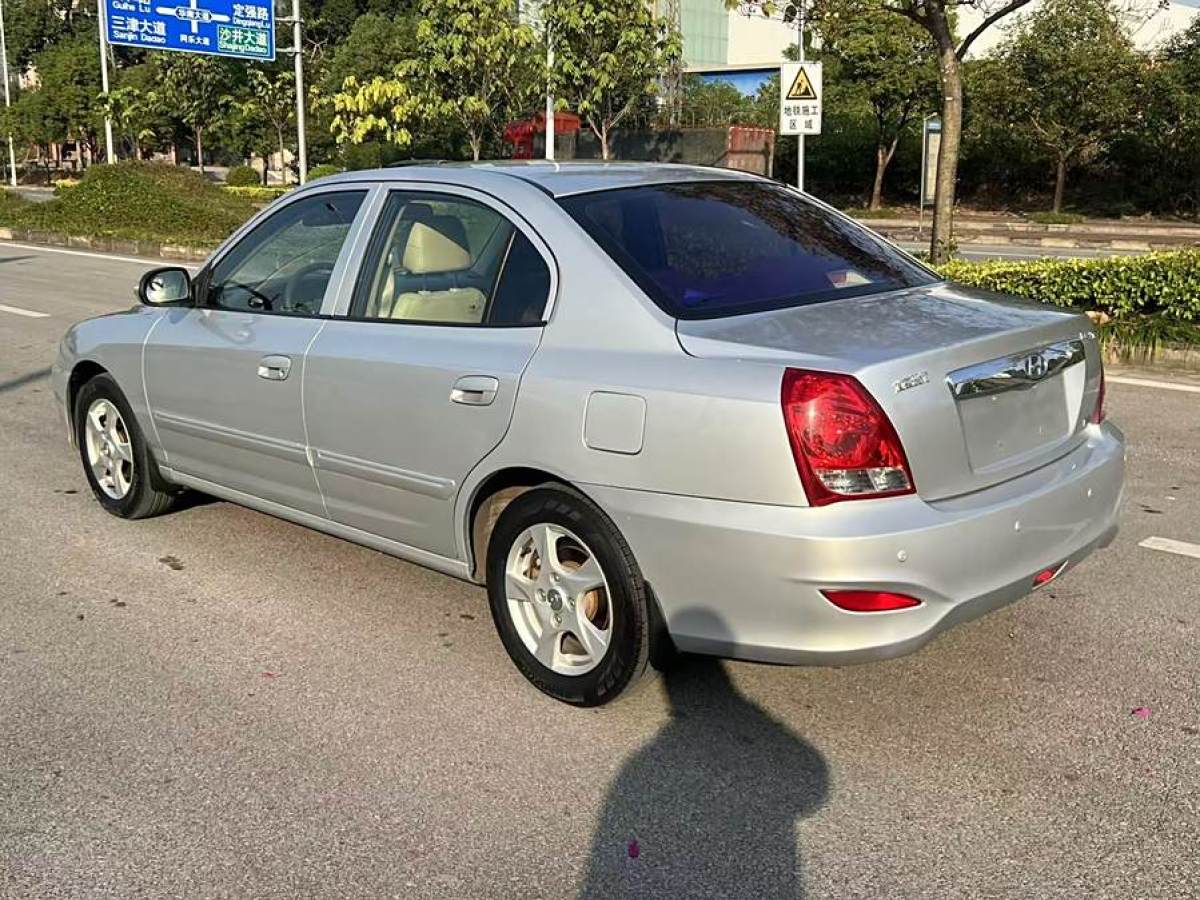 現(xiàn)代 伊蘭特  2011款 1.6L 手動舒適型圖片