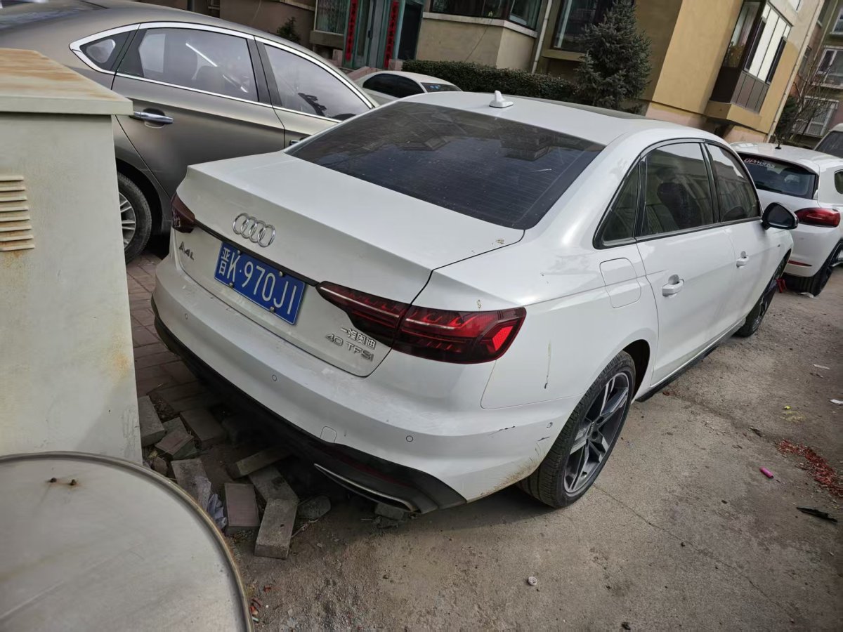 奧迪 奧迪A4L  2022款 40 TFSI 豪華動感型圖片