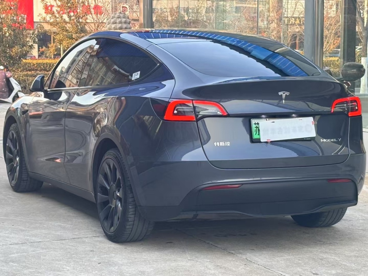 特斯拉 Model Y  2022款 改款 后輪驅(qū)動(dòng)版圖片