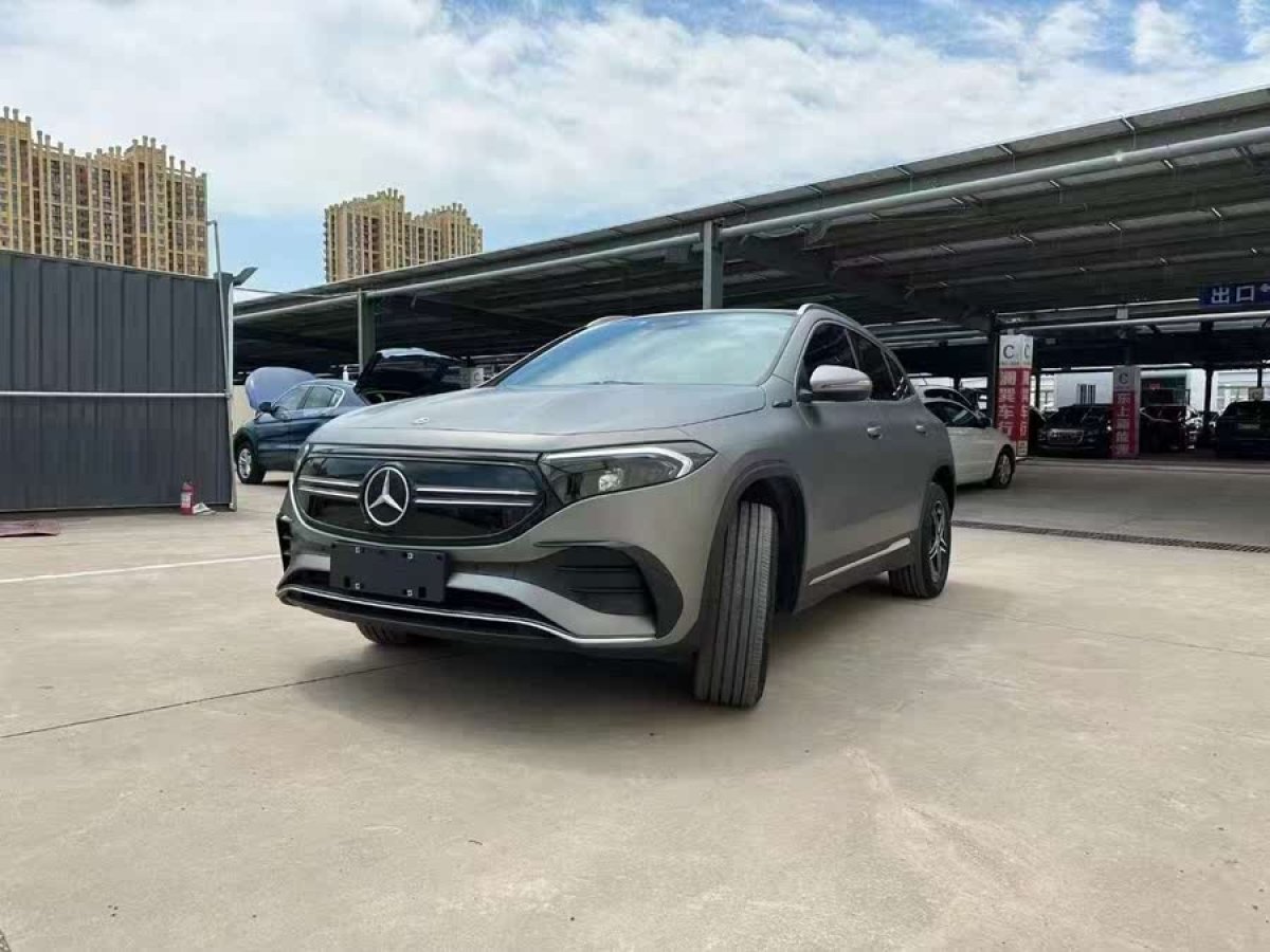 奔馳 奔馳EQA  2022款 EQA 300 4MATIC 首發(fā)特別版圖片