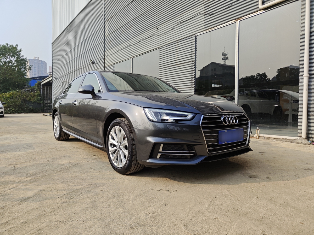 奧迪 奧迪A4L  2019款 40 TFSI 進(jìn)取型 國(guó)VI圖片