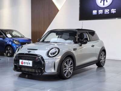 2023年4月 MINI MINI 2.0T COOPER S 藝術(shù)家圖片