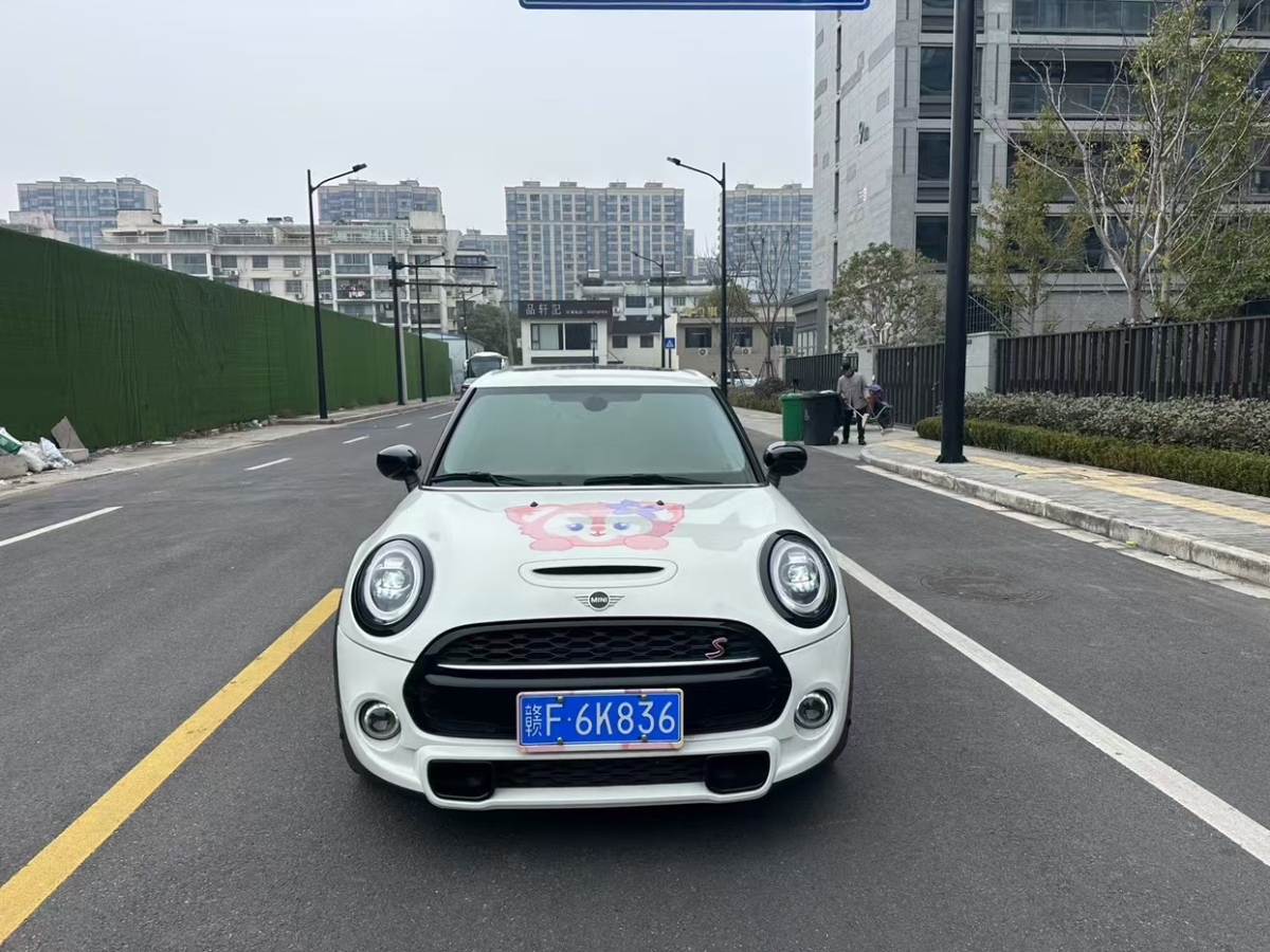 MINI JCW COUNTRYMAN  2020款 2.0T JOHN COOPER WORKS 極地版圖片