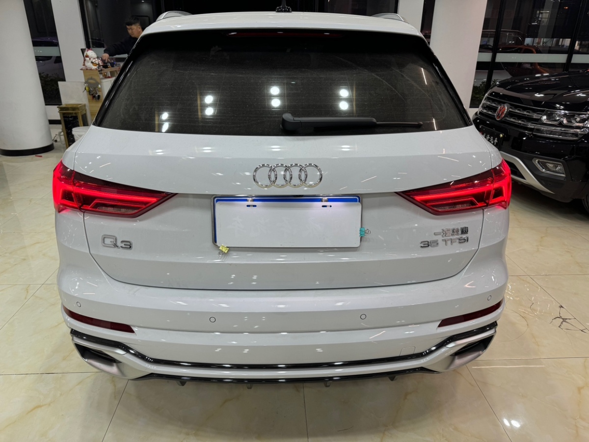 奧迪 奧迪Q3  2024款 45 TFSI quattro 時尚動感型圖片