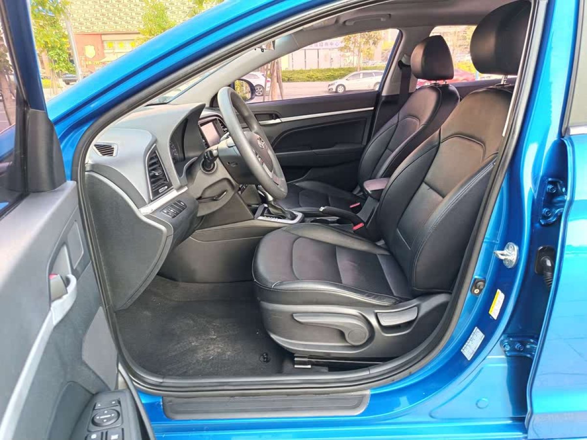 現(xiàn)代 領(lǐng)動(dòng)  2016款 1.6L 自動(dòng)智炫?精英型圖片