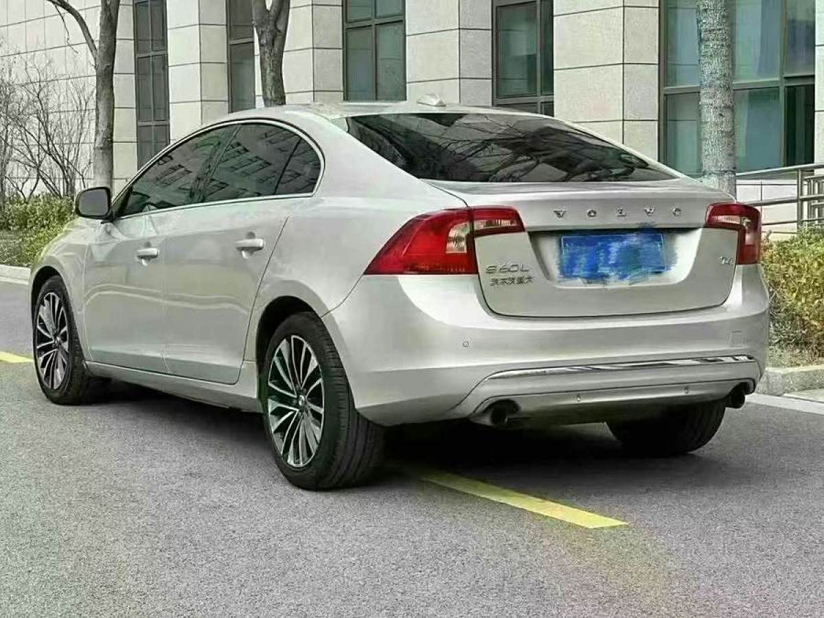 沃爾沃 S60  2017款 L 2.0T T4 智遠(yuǎn)版圖片