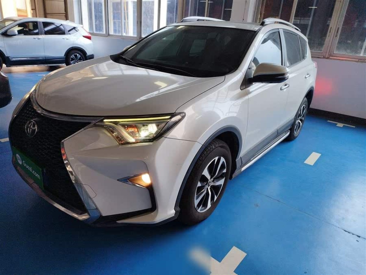 豐田 RAV4榮放  2016款 2.0L CVT兩驅(qū)風(fēng)尚版圖片
