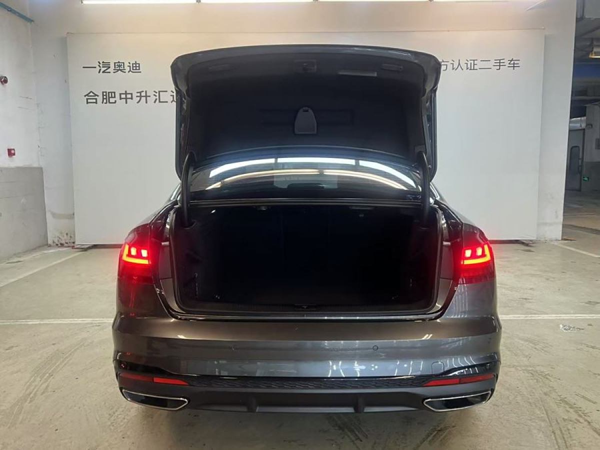 奧迪 奧迪A4L  2023款 40 TFSI 豪華動感型圖片