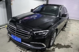 奔驰E级 奔驰 改款 E 300 L 时尚型