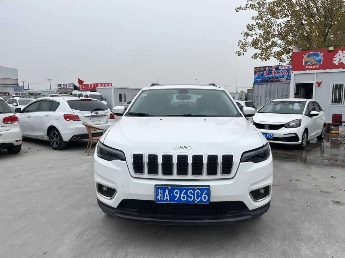 Jeep 自由光  2019款 2.0T 兩驅(qū)智享版 國VI圖片