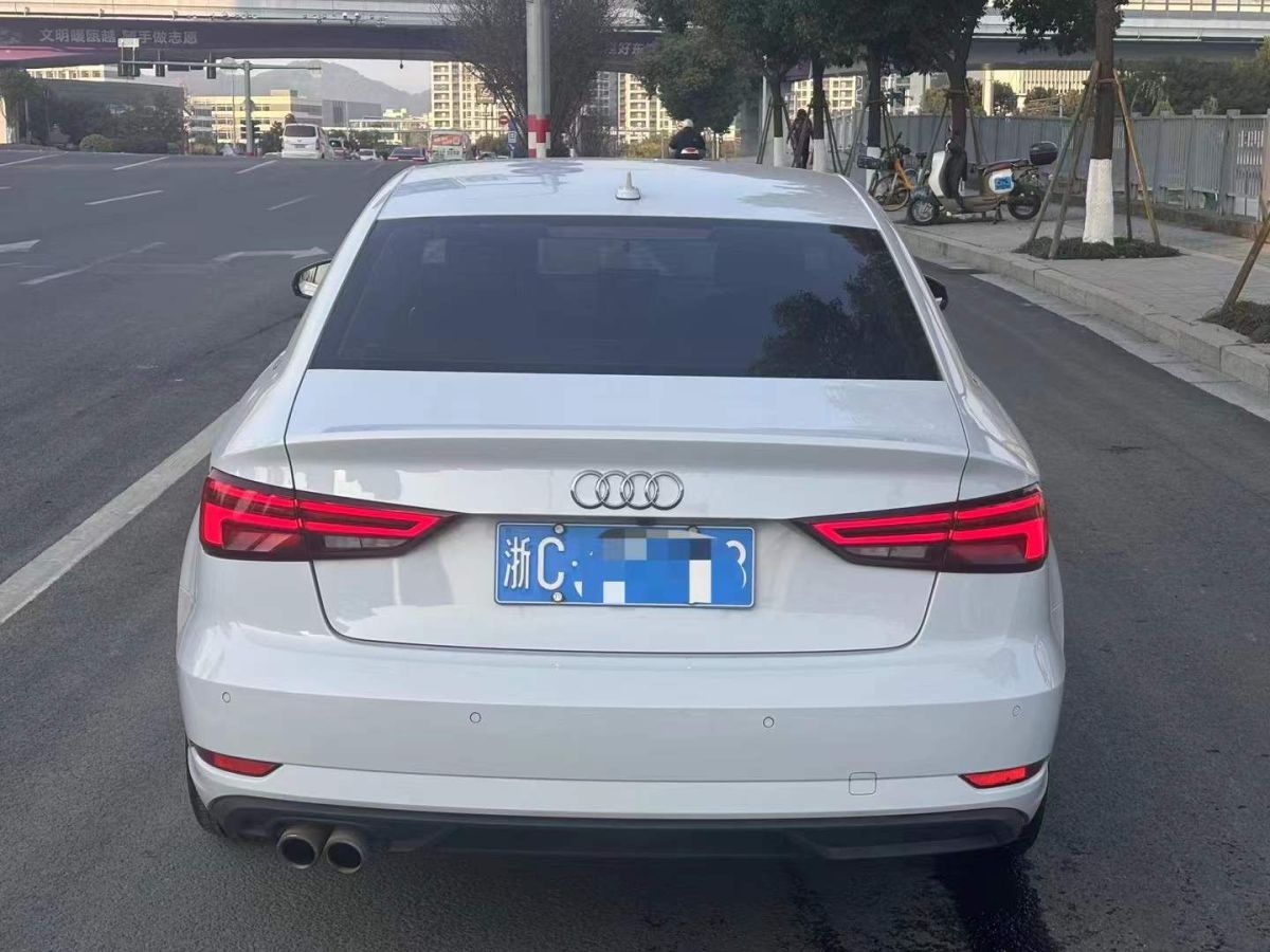 奧迪 奧迪A3  2018款 A3 1.4T 35TFSI Limousine時尚型圖片