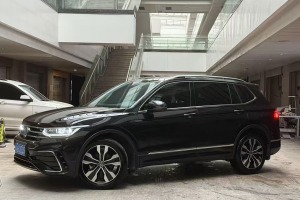 途觀L 大眾 改款 330TSI 自動兩驅(qū)R-Line越享版