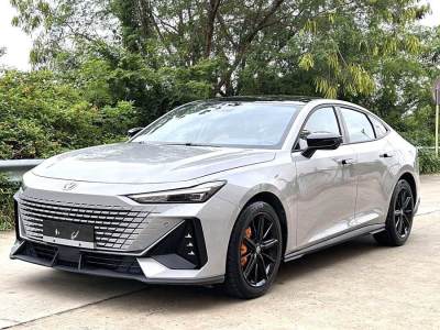 2022年8月 長(zhǎng)安 長(zhǎng)安UNI-V 1.5T 尊貴型圖片