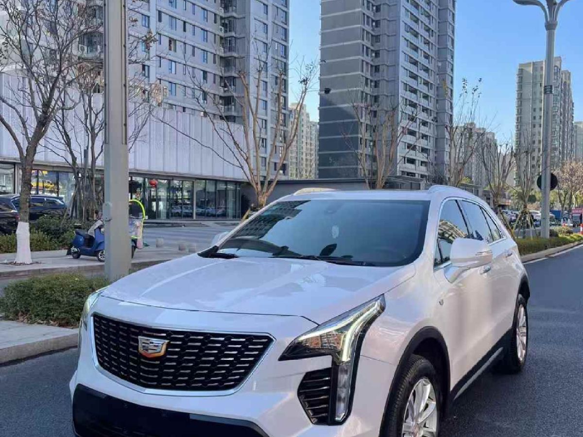 凱迪拉克 CT6  2019款 28T 領(lǐng)先運(yùn)動(dòng)型圖片