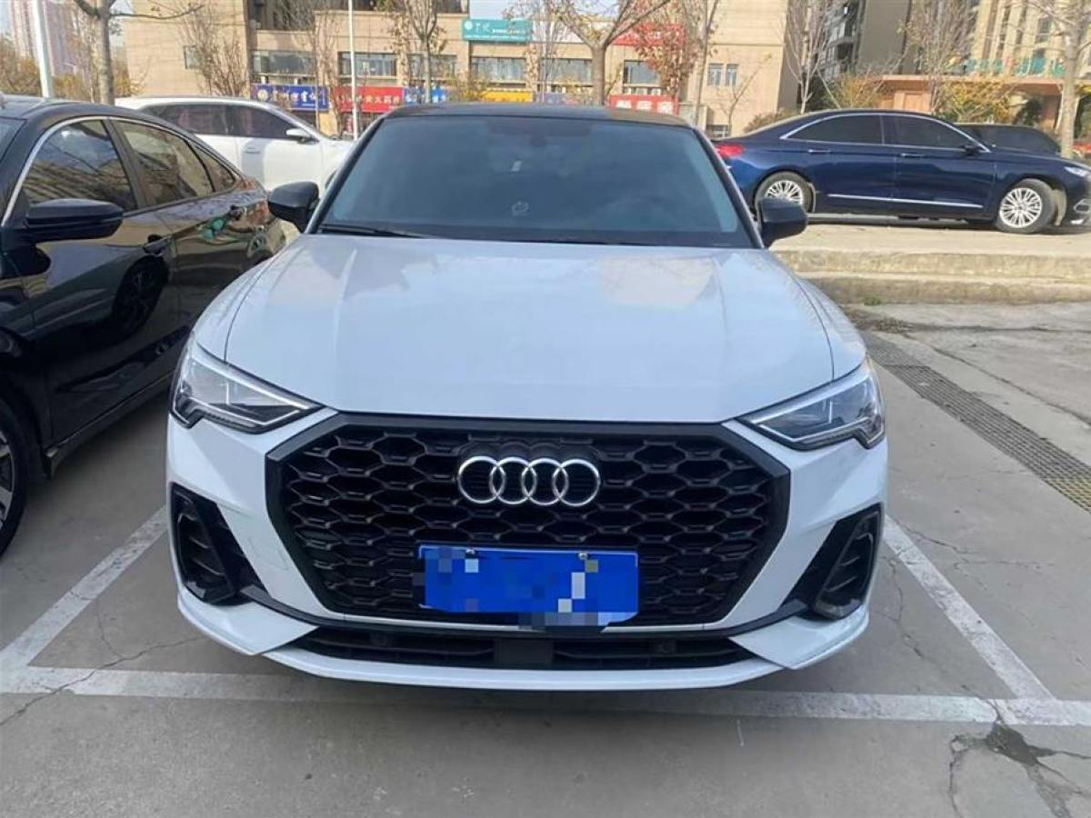 奧迪 奧迪Q3  2022款 40 TFSI 時(shí)尚動(dòng)感型圖片