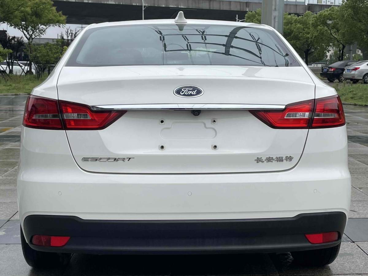 2019年7月福特 福睿斯  2019款  改款 1.5L 自動質(zhì)享型 國VI