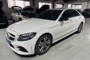奔馳C級(jí) 奔馳 改款 C 200 L 時(shí)尚型運(yùn)動(dòng)版