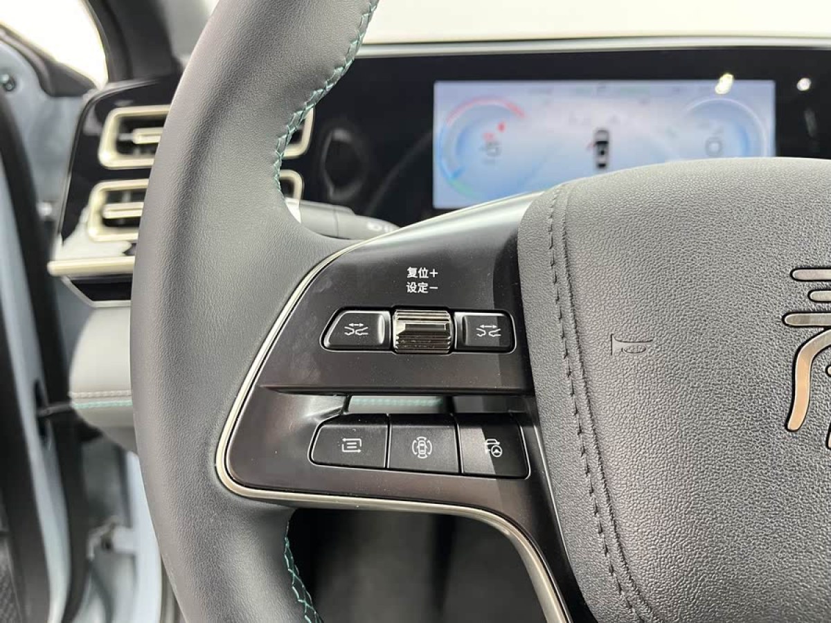 比亞迪 秦L  2024款 DM-i 120KM卓越型圖片