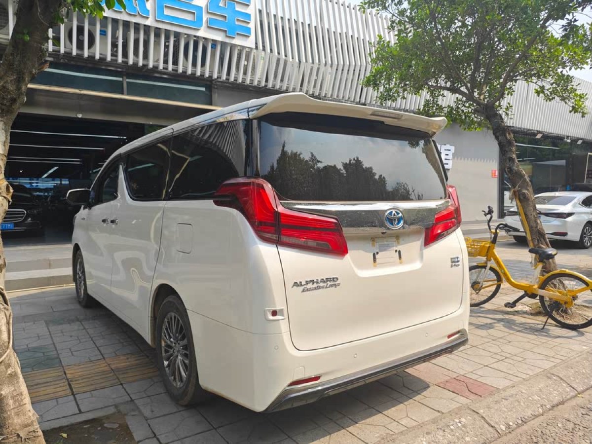 豐田 埃爾法  2019款  雙擎 2.5L 尊貴版圖片