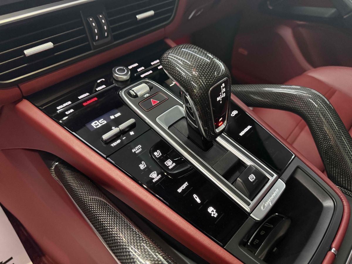 2021年1月保時(shí)捷 Cayenne  2023款 Cayenne 3.0T