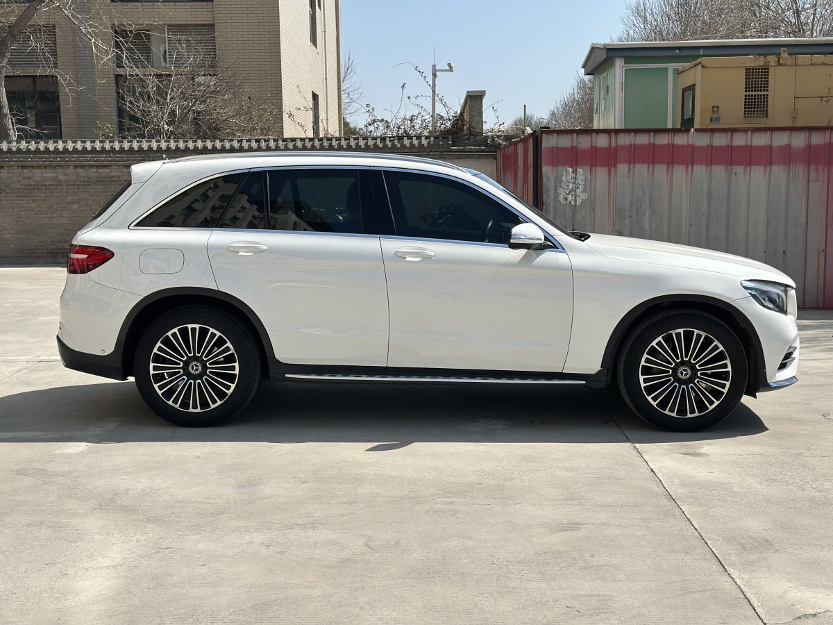 2017年10月奔馳 奔馳GLC  2017款 GLC 260 4MATIC 豪華型