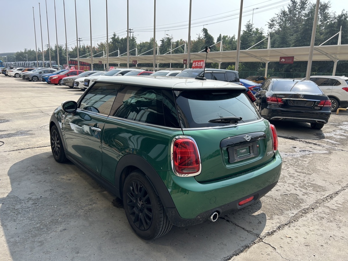 2021年2月MINI MINI  2021款 1.5T COOPER 經(jīng)典派