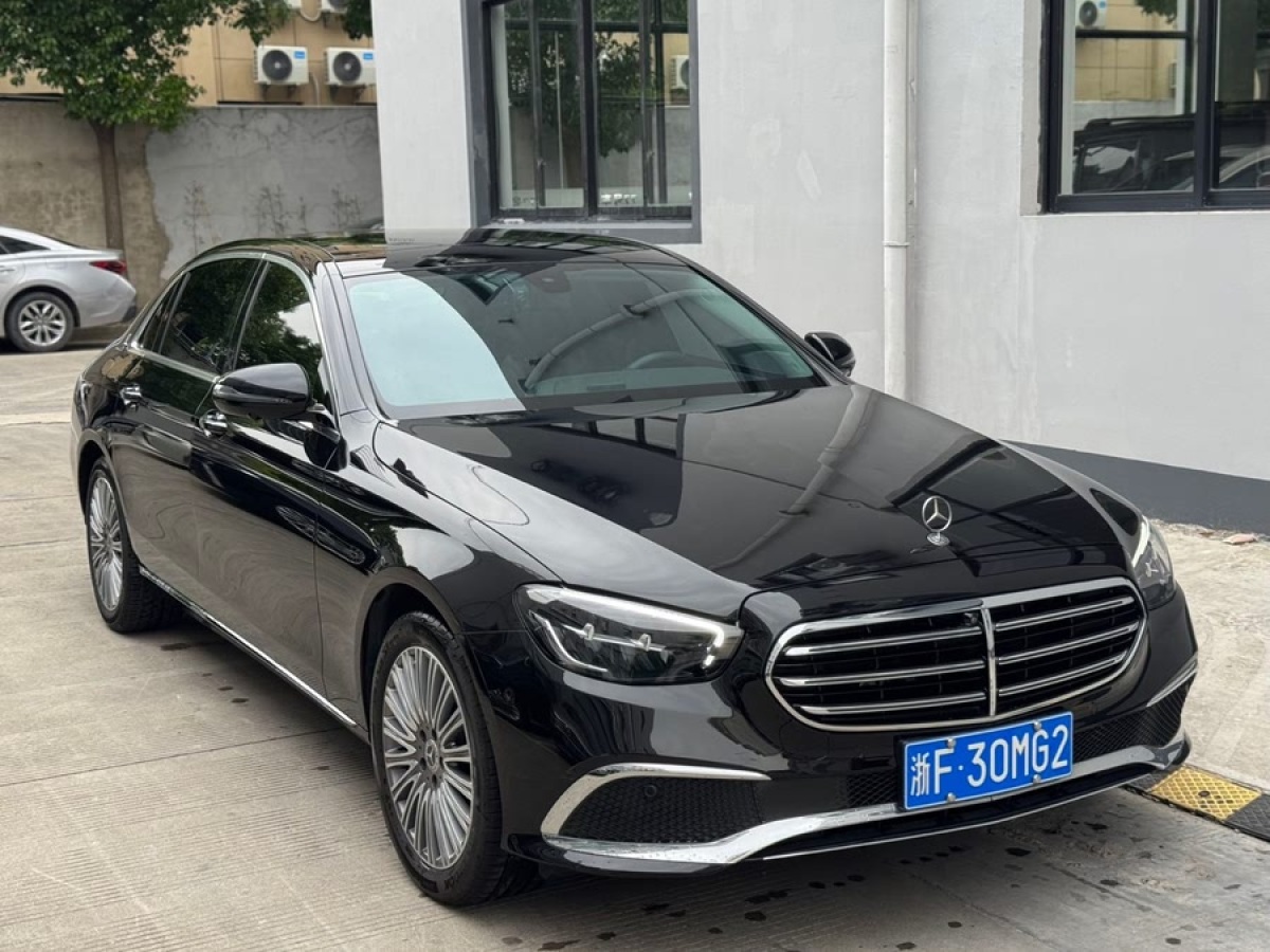 奔馳 奔馳E級(jí)  2021款 改款 E 300 L 豪華型圖片