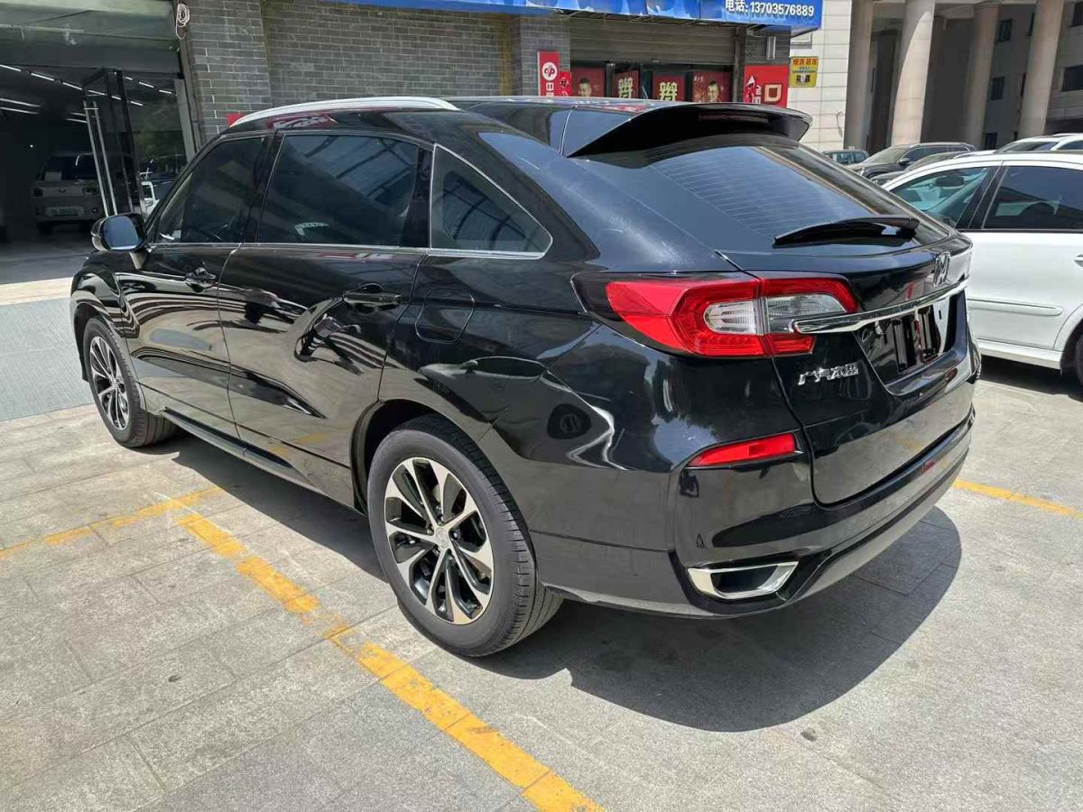 本田 冠道  2020款 240TURBO 兩驅(qū)尊享版圖片